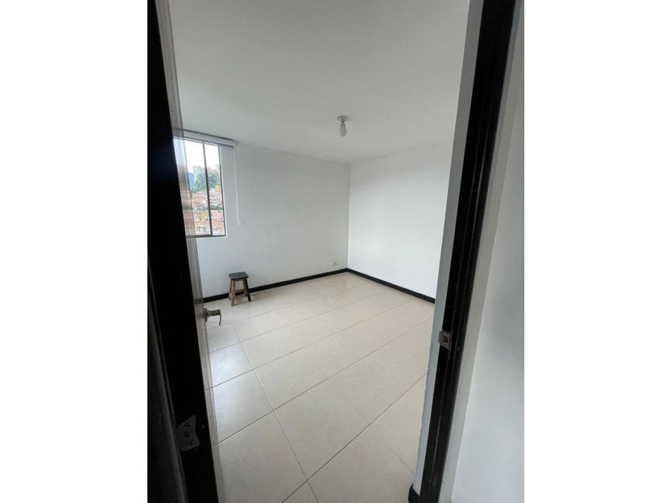 LOMA DEL INDIO PISO ALTO HERMOSA VISTA - SE VENDE APARTAMENTO