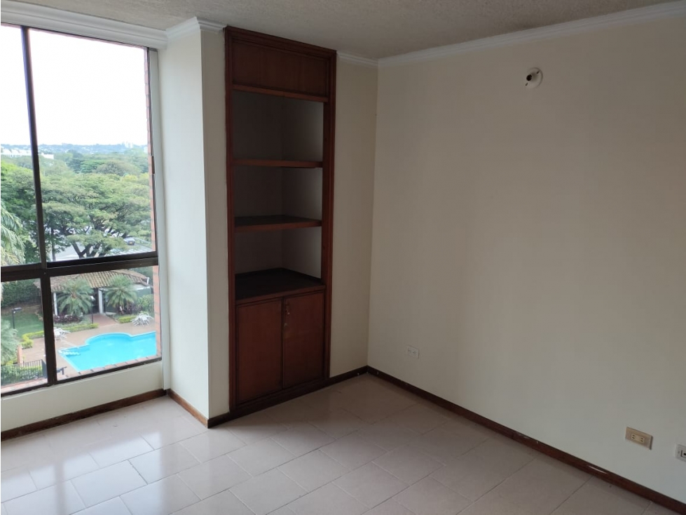 Venta Apartamento en El Ingenio, Sur de Cali 383.