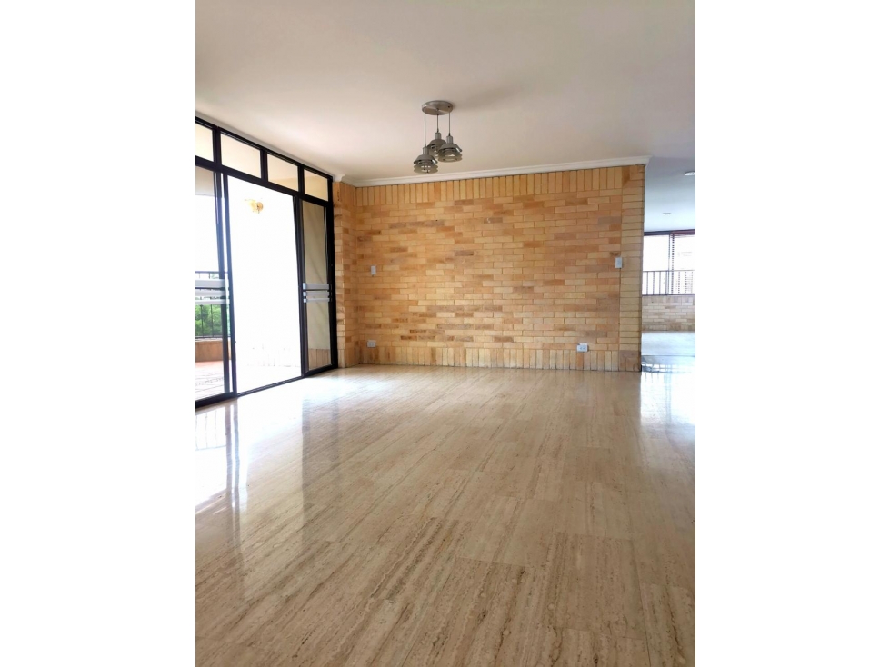 Venta Apartamento en Cuarto de Legua, Sur de Cali 215.