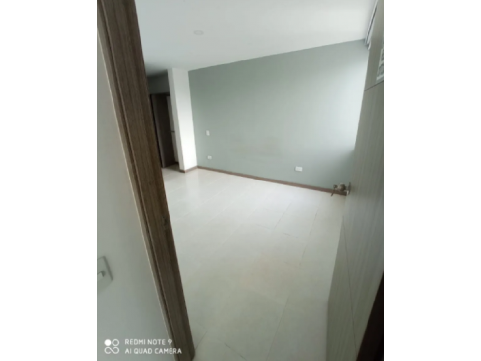 Venta Apartamento en Prados del Norte, Cali 114.