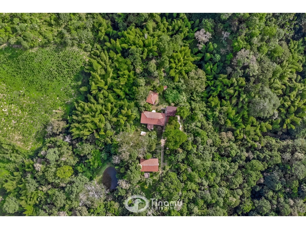 ALOJAMIENTO EN SAN PEREGRINO - CALDAS