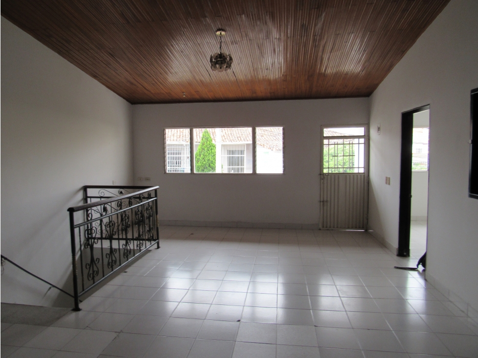 ARRIENDO APARTAMENTO PISO 2 EL LLANO