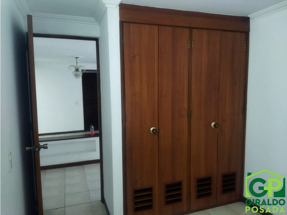 ARRIENDO APARTAMENTO  EN EL POBLADO -SANTA MA. ANGELES