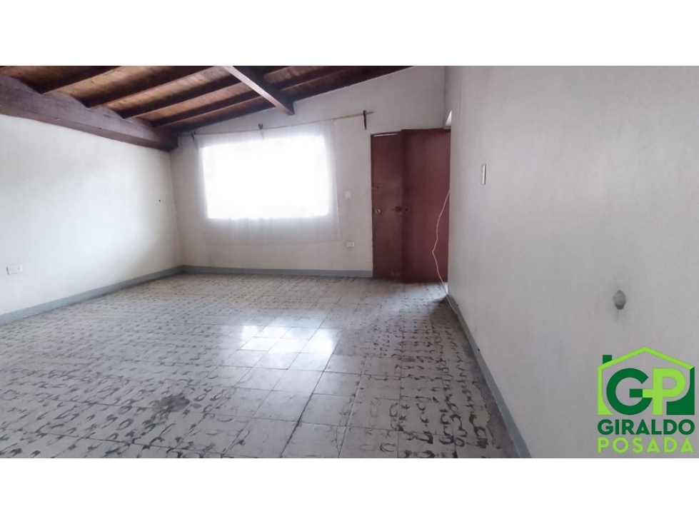 VENDO  CASA DE DOS NIVELES EN ITAGUI- ARRAYANES