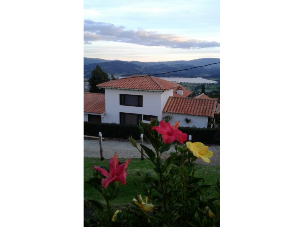 VENDO CASA CAMPESTRE A ESTRENAR  EN PAIPA BOYACA, 210 M2