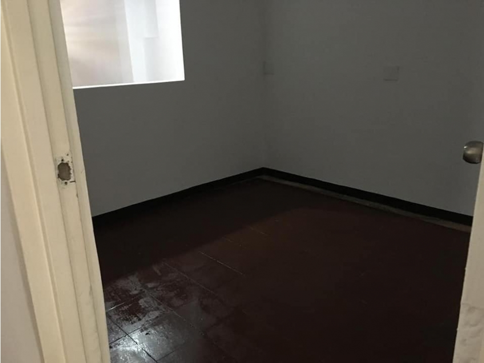 Venta Casa Bifamiliar de 330Mt2 en Vipasa, Norte de Cali 9647.