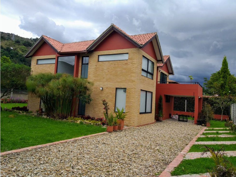 Hermosa Casa Para Venta, Sector Fonqueta Chía