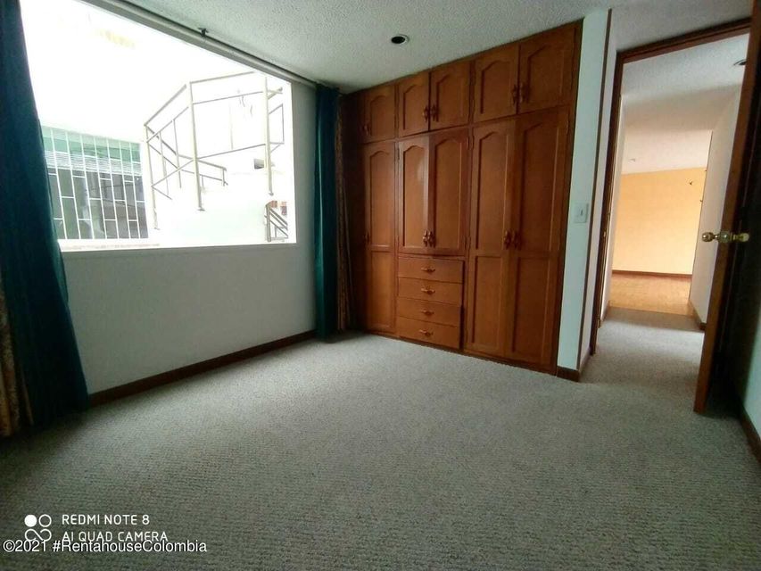 Apartamento en  Los Cedros(Bogota) CO: 22-1450