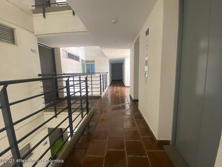 Apartamento en  Loma Linda CO: 22-653