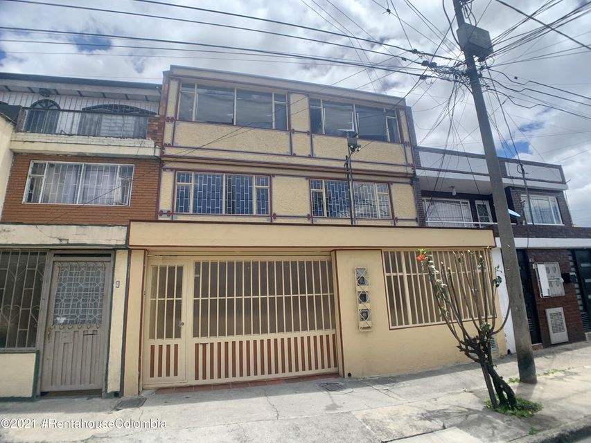 Casa en  Bavaria(Bogota) COD: 22-979