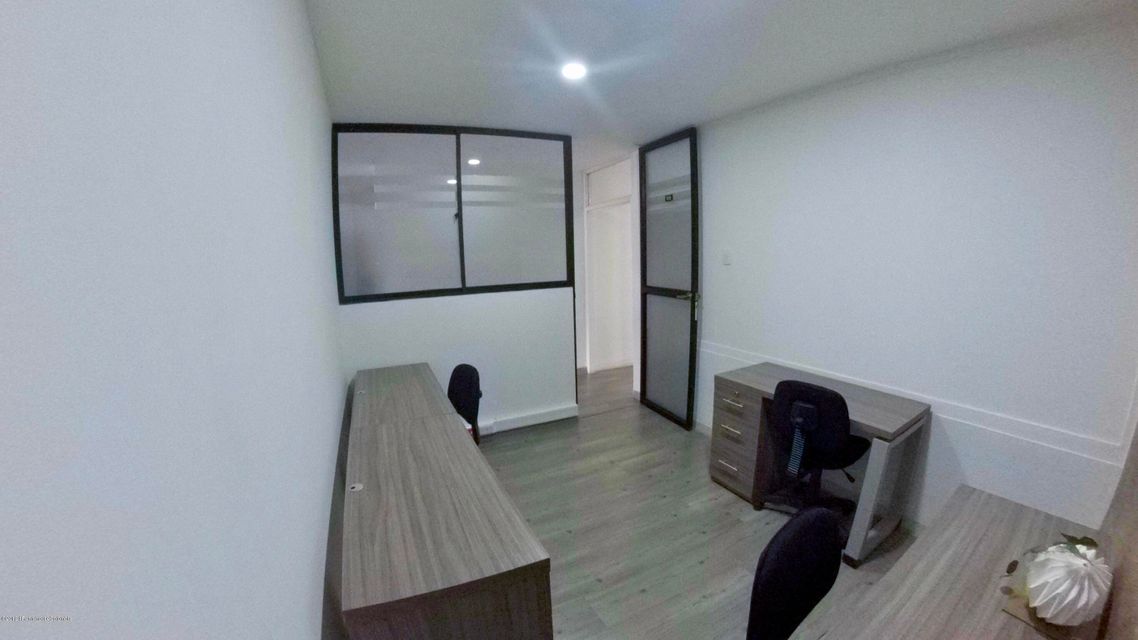 Arriendo Comercial en  La Castellana(Bogota) C.O  22-305