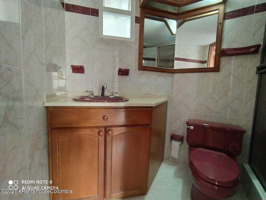 Apartamento en  Los Cedros(Bogota) cod: 22-1450