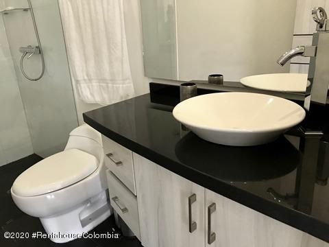 Vendo Apartamento en  Chico Navarra C.O 23-37