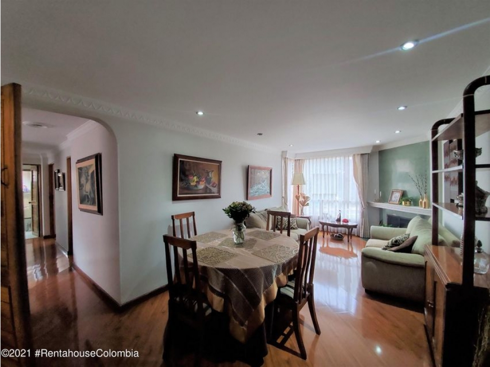 Vendo Apartamento en  Cedro Golf(Bogota) C.C 22-932