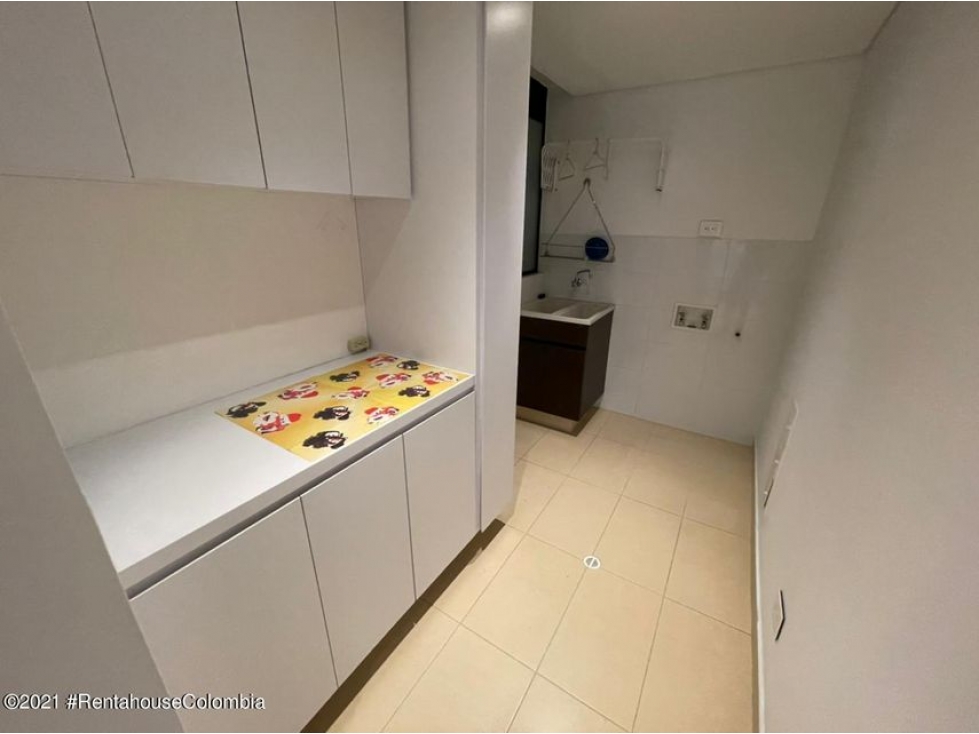 Vendo Apartamento en  Cedritos(Bogota) C.C 22-595