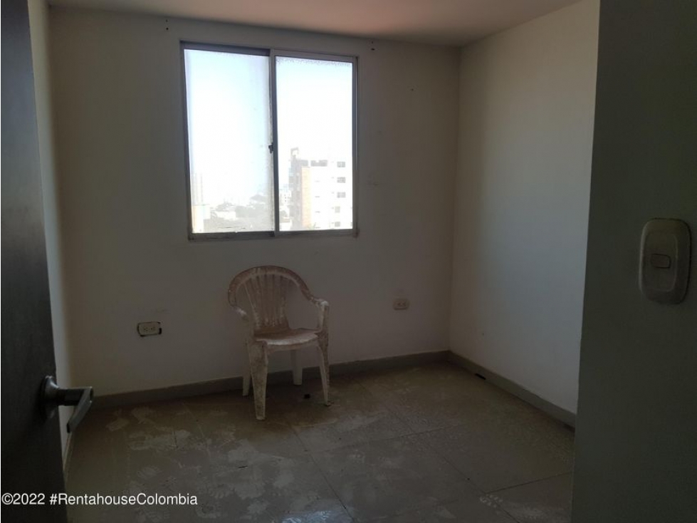 Apartamento en  Ciudad Jardin RAH CO: 22-2423