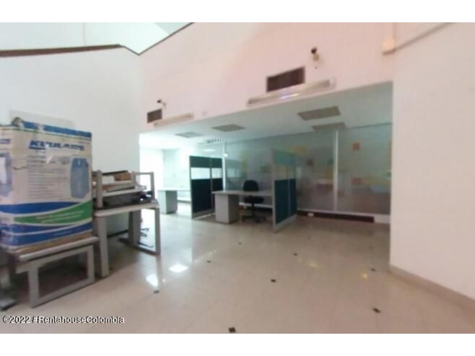 Comercial en  San Nicolas(Cali) RAH CO: 22-2837