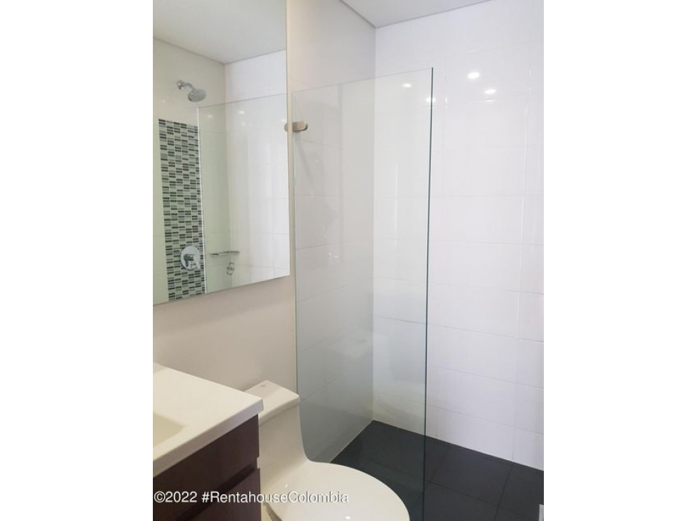 Apartamento en  Cedro Narvaez RAH CO: 22-2845