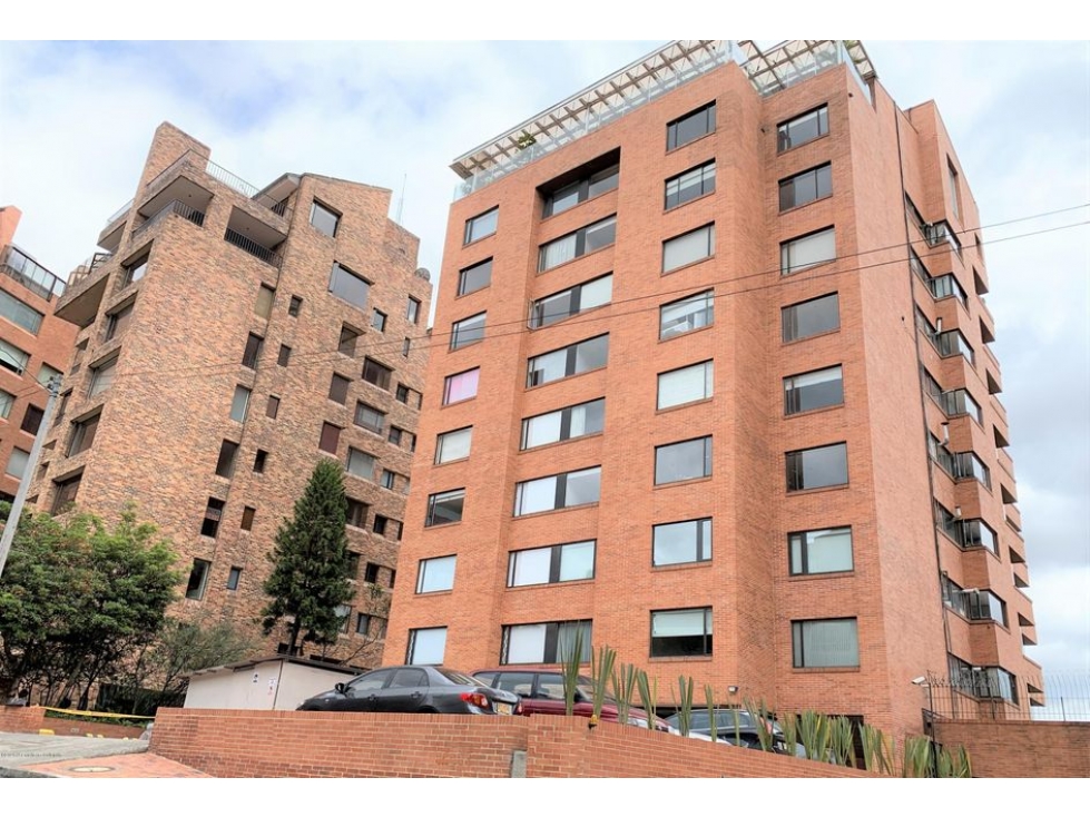 Apartamento en  Altos del Chico RAH CO: 22-1008