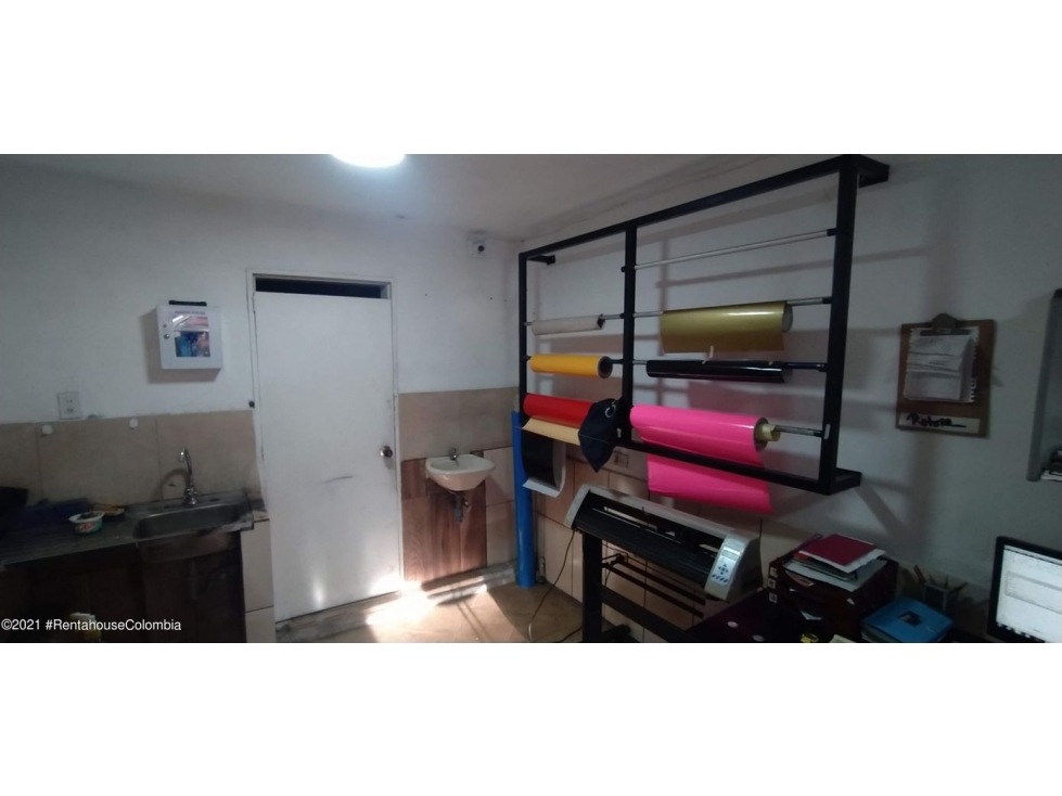 Comercial en  Caribe(Medellin) RAH CO: 22-578