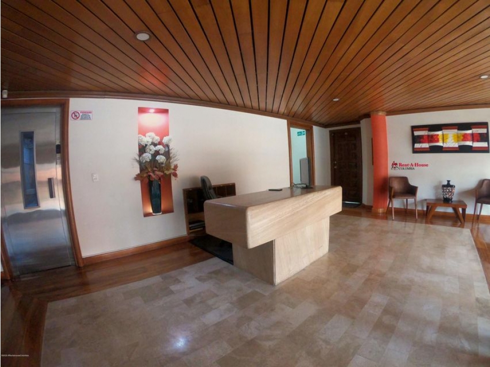 Apartamento en  San Patricio RAH CO: 23-964