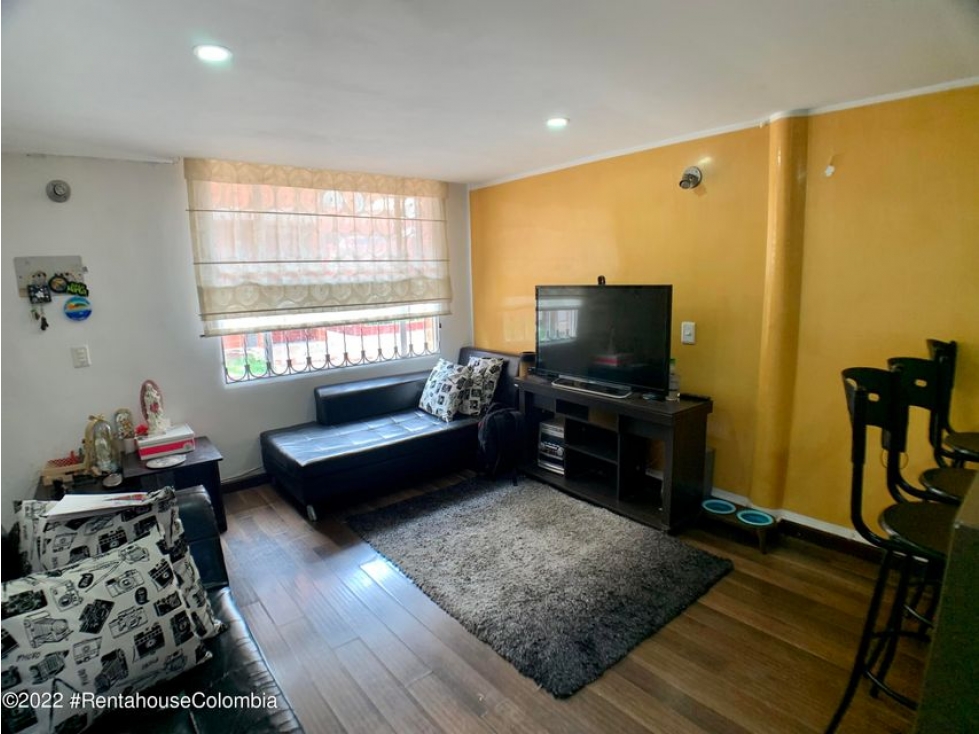 Vendo Casa en  Alamos Norte(Bogota)S.G. 23-378