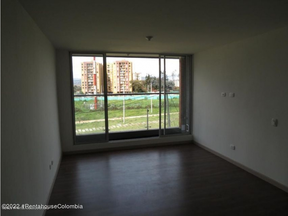 Vendo Apartamento en  Villa Alsacia C.O 23-407