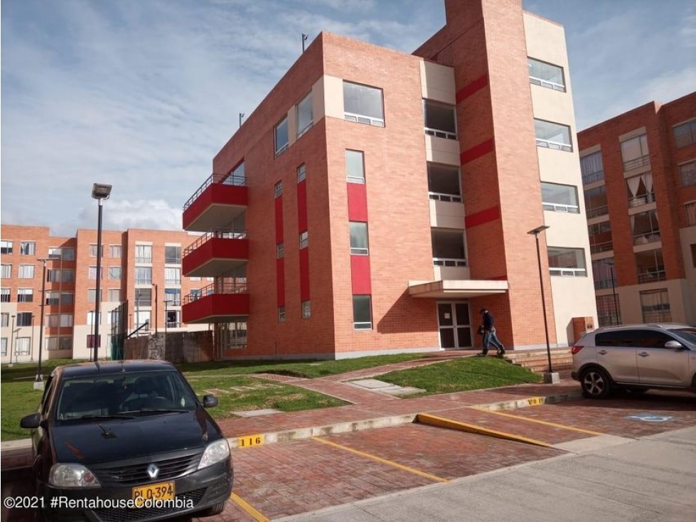 Vendo Apartamento en  Rincon del Zipa C.O 23-420