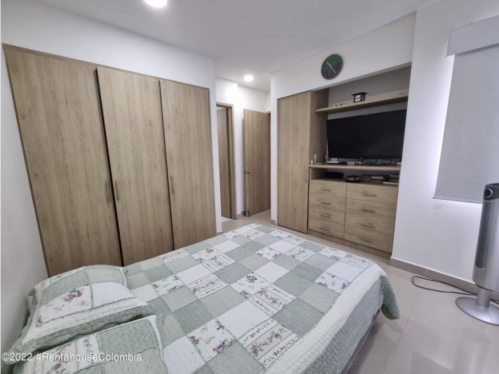 Vendo Apartamento en  Pie de la Popa C.O 23-428