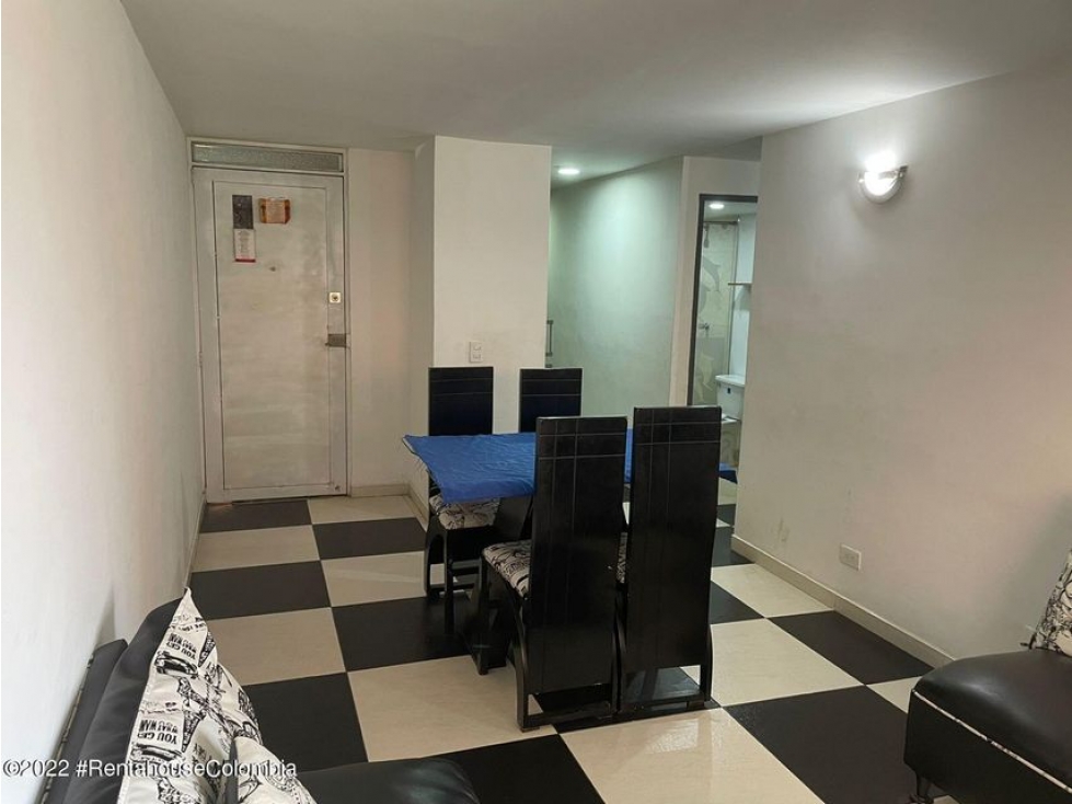 Vendo Apartamento en  La Arboleda C.O 23-467