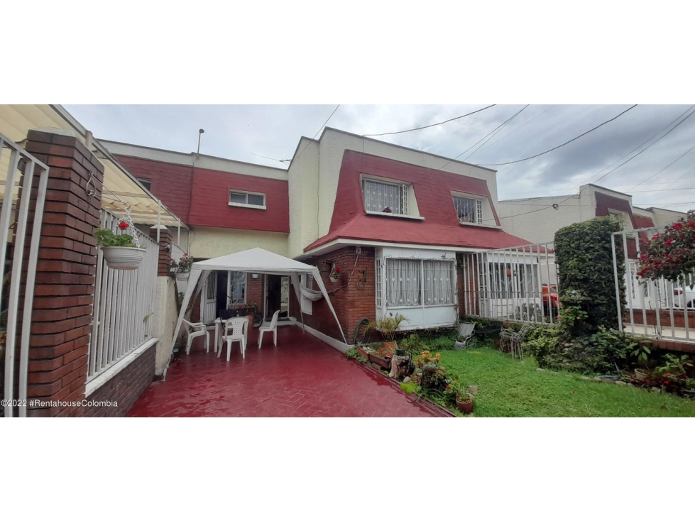 Casa en  Modelia Occidental RAH CO: 23-1156