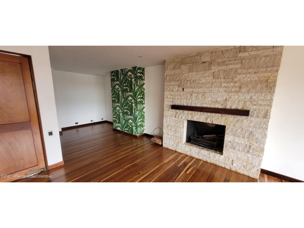 Vendo Apartamento en  Los Rosales(Bogota) C.O 23-746