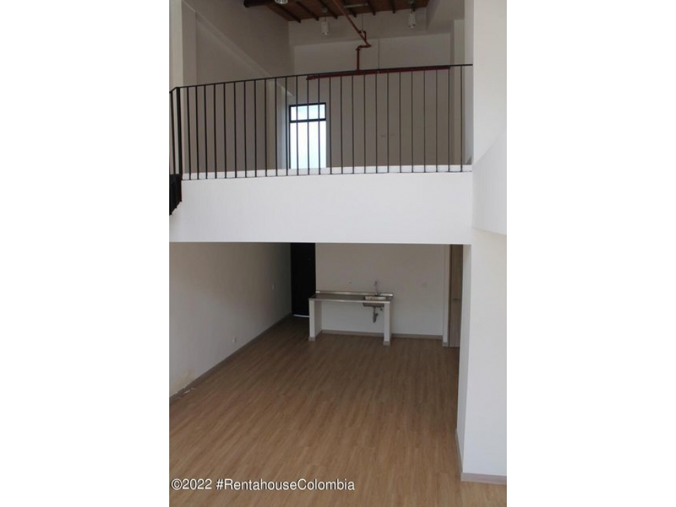 Vendo Comercial en  Laureles(Medellin)S.G. 23-1539