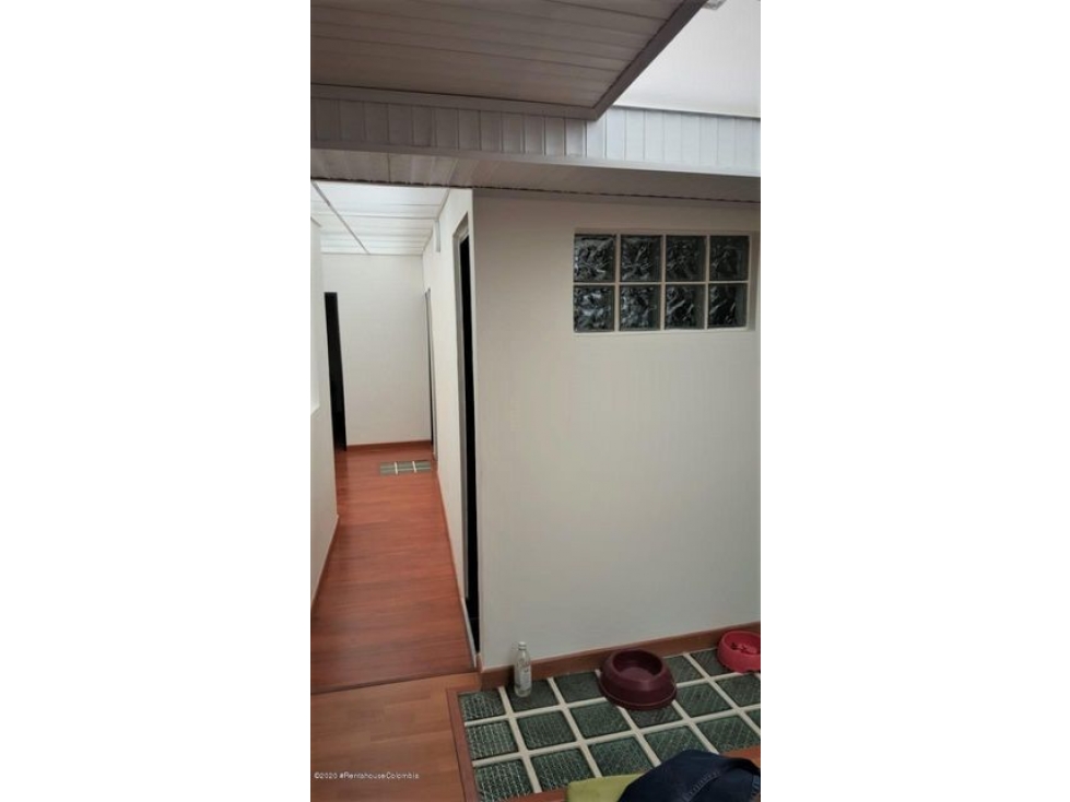 Vendo Casa en  Prado Veraniego(Bogota)S.G. 23-1566