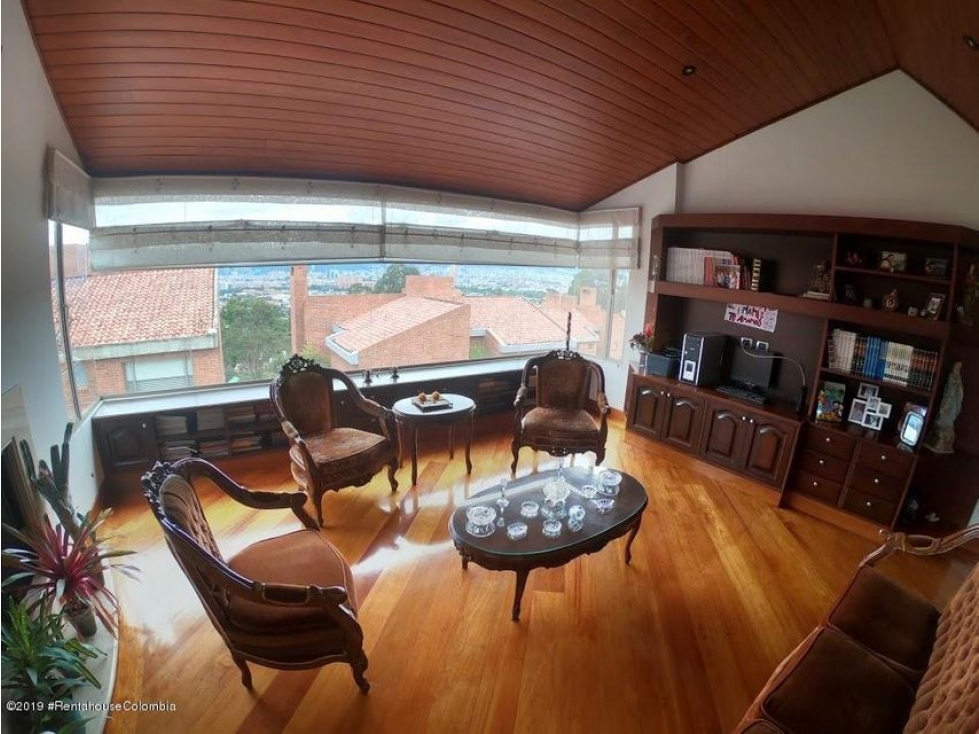 Vendo Casa en  Cerros de Suba(Bogota) C.O 23-1572