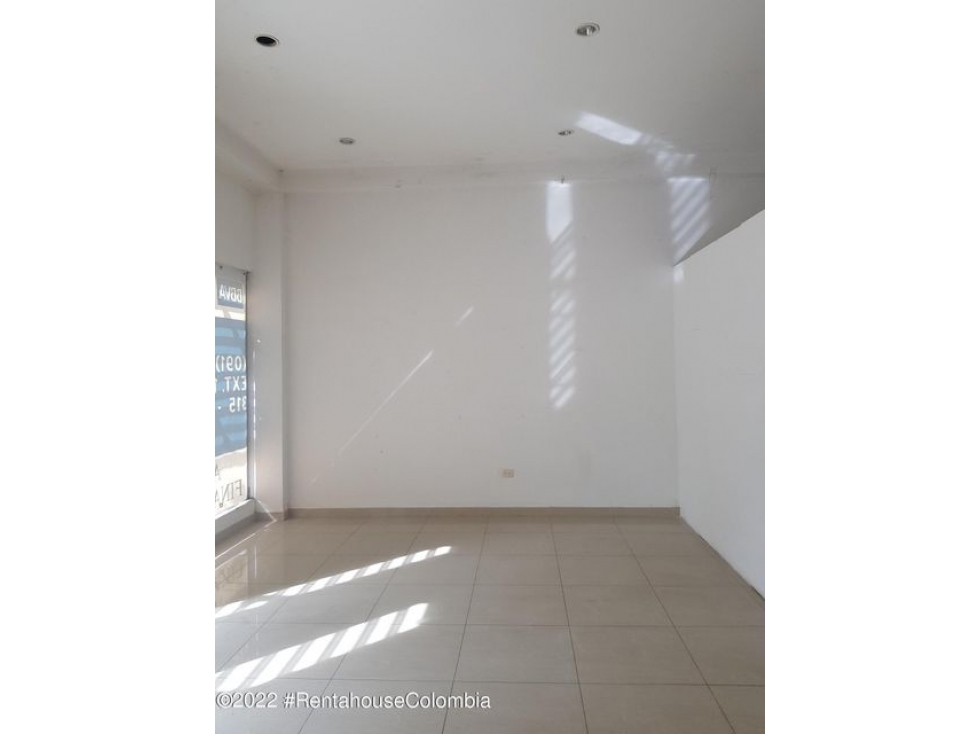 Comercial en  Santa Lucia(Neiva) RAH CO: 22-2484