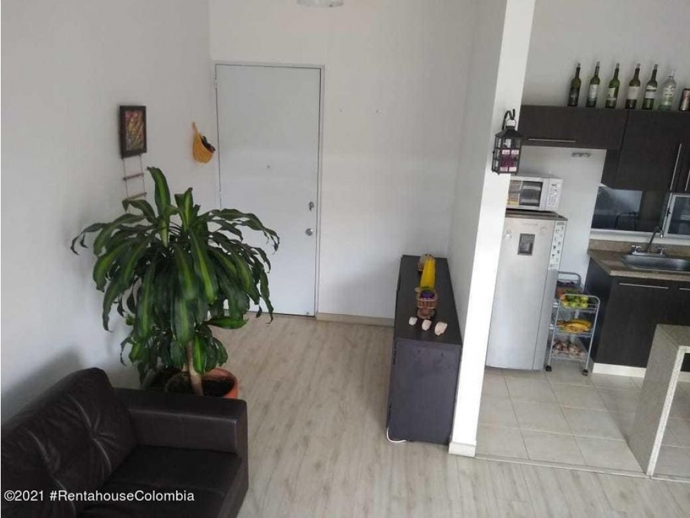 Apartamento en  Portales Del Norte RAH CO: 23-656