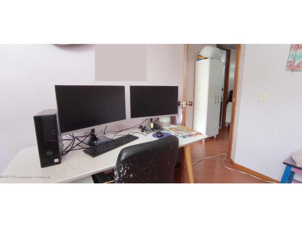 Apartamento en  Cedritos(Bogota) RAH CO: 23-1705