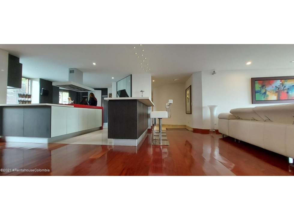 Apartamento en  Los Rosales(Bogota) RAH CO: 23-930