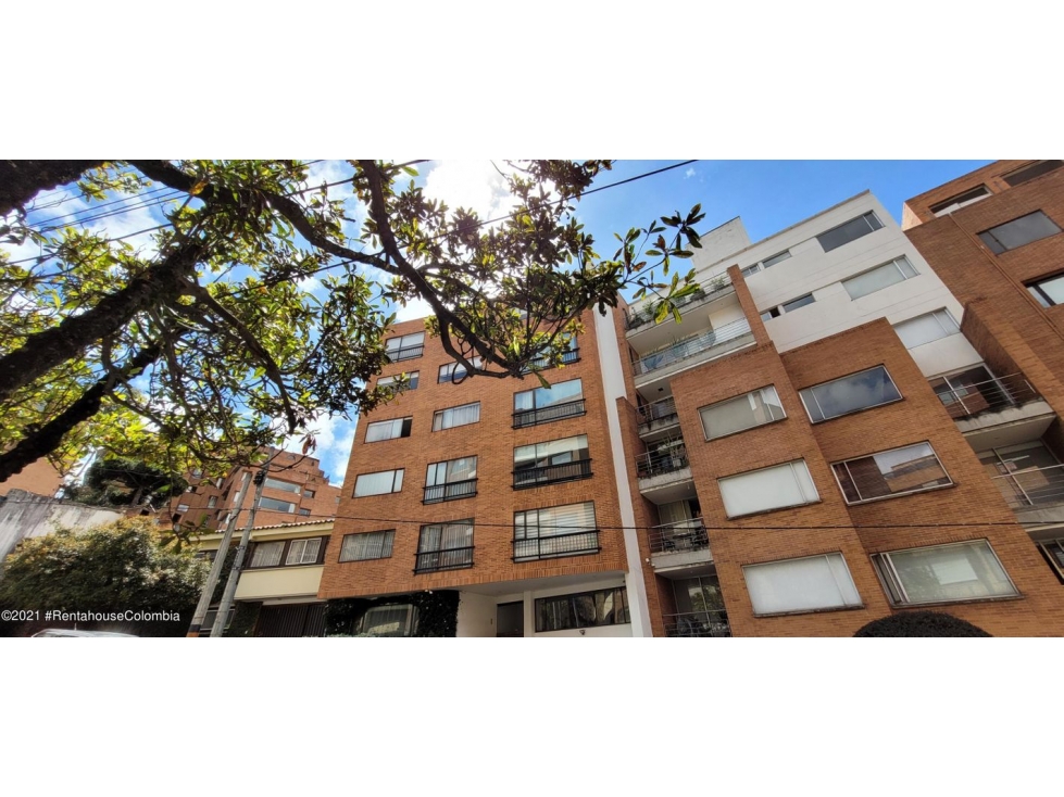 Apartamento en  Los Rosales(Bogota) RAH CO: 23-746