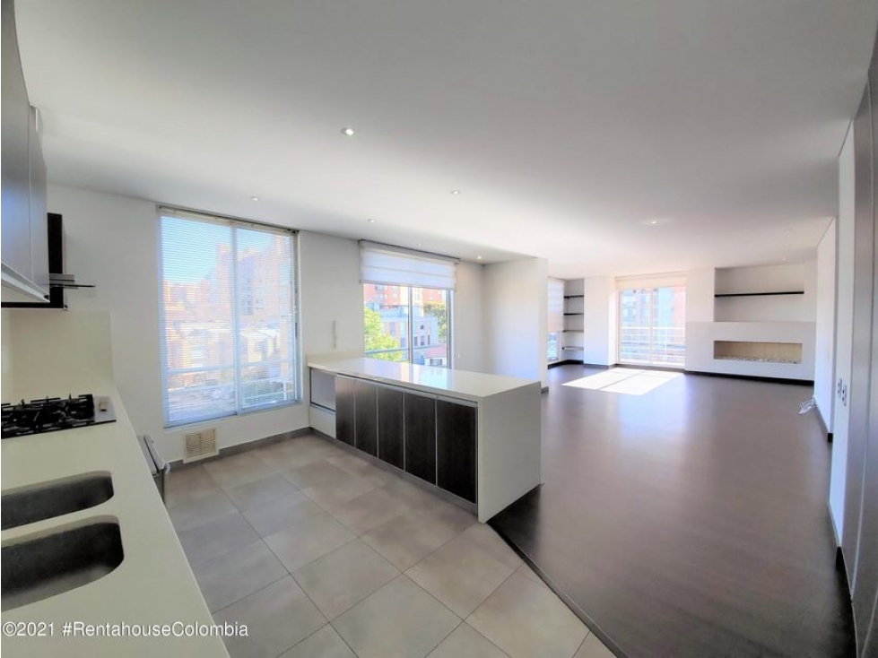 Apartamento en  La Calleja(Bogota) RAH CO: 23-1547