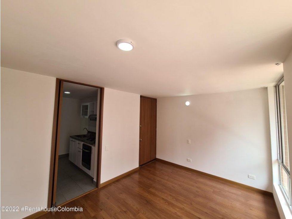 Apartamento en  Gran Granada RAH CO: 23-1093