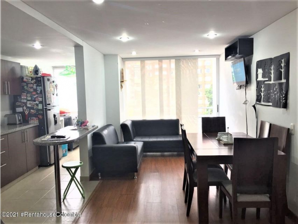 Apartamento en  Teusaquillo RAH CO: 23-1559