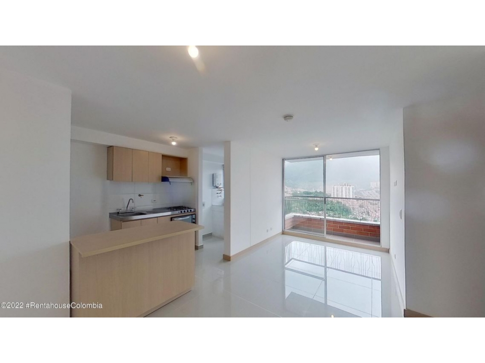 Apartamento en  Santa Ana(Bello) RAH CO: 23-1030