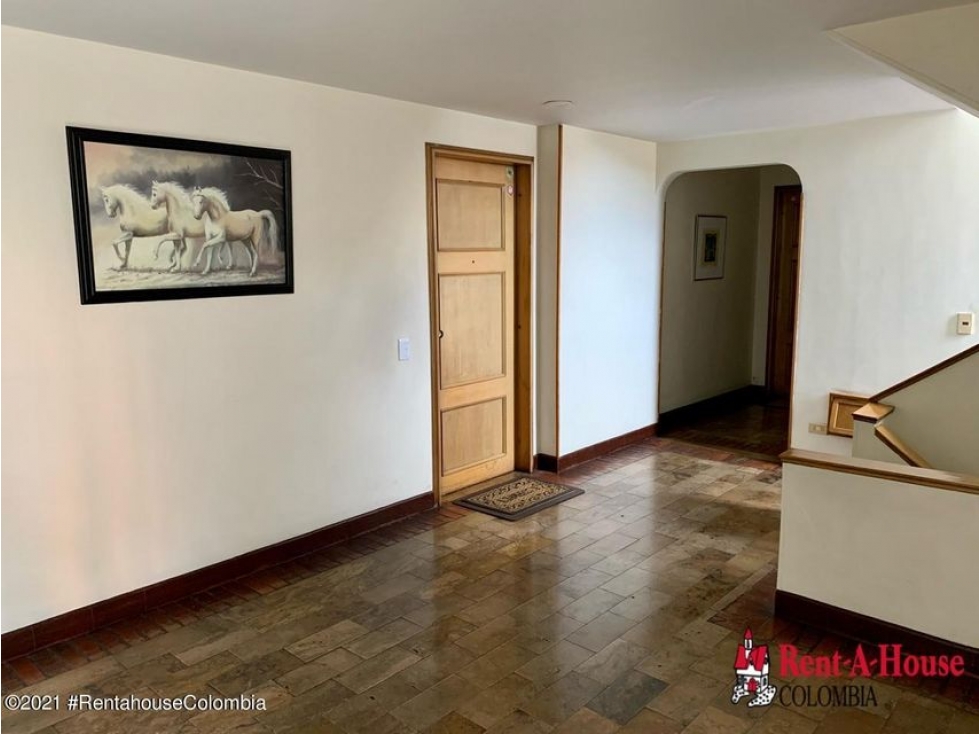 Apartamento en  Bella Suiza(Bogota) S.G  23-362