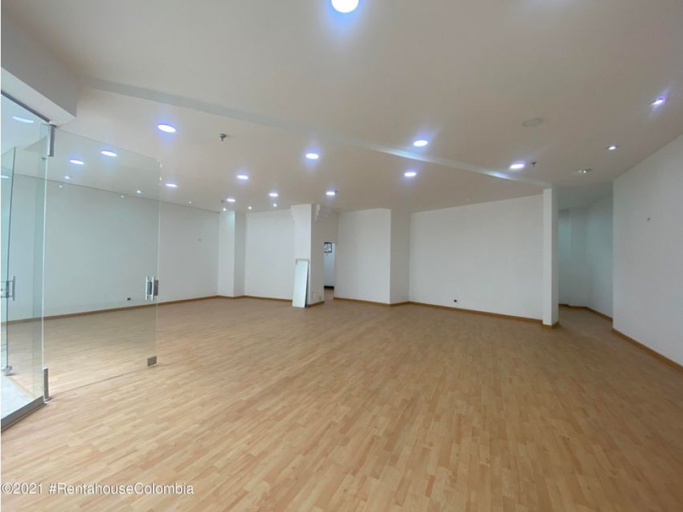 Comercial en  Santa Barbara(Bogota) S.G  23-867