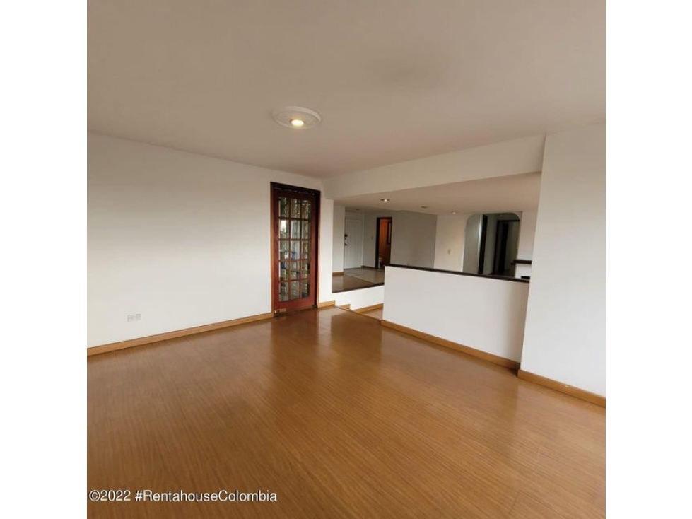 Apartamento en  Chico(Bogota) RAH CO: 23-1607