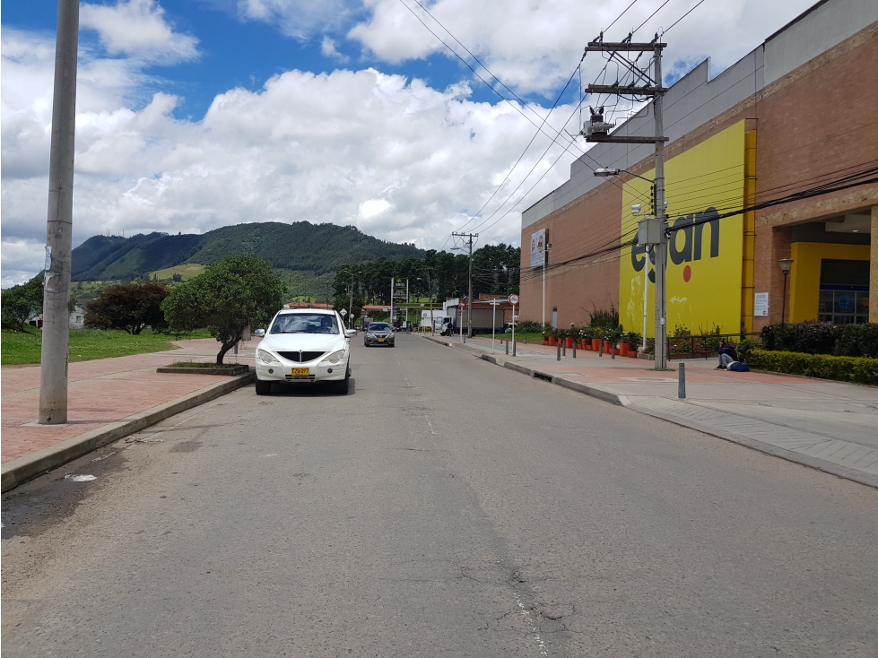 Vende Local en Zipaquira CD 183150-2090074