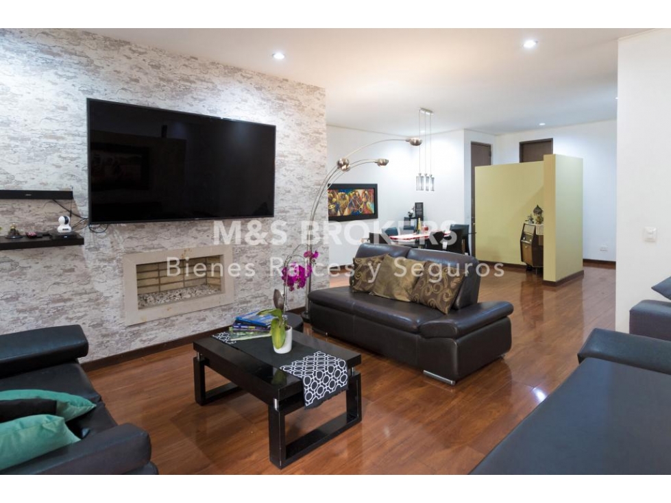 HERMOSO APARTAMENTO CON TERRAZA EN CONJUNTO EN CIUDAD SALITRE