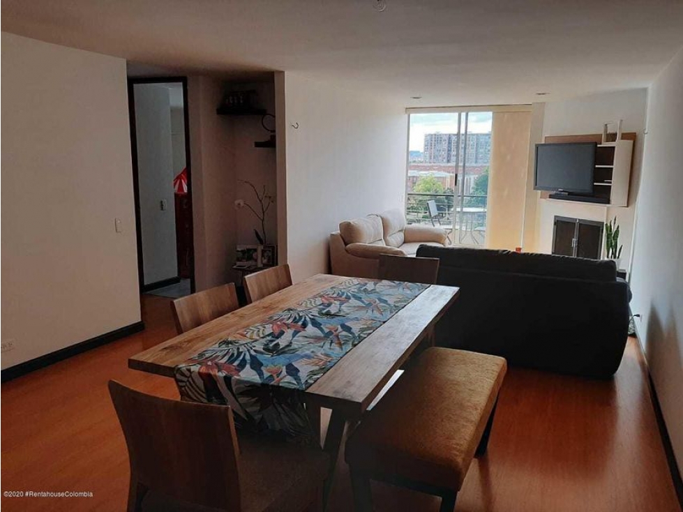 Apartamento en  Cedro Golf(Bogota) RAH CO: 23-12